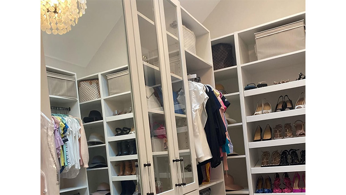 Walkin Closet1